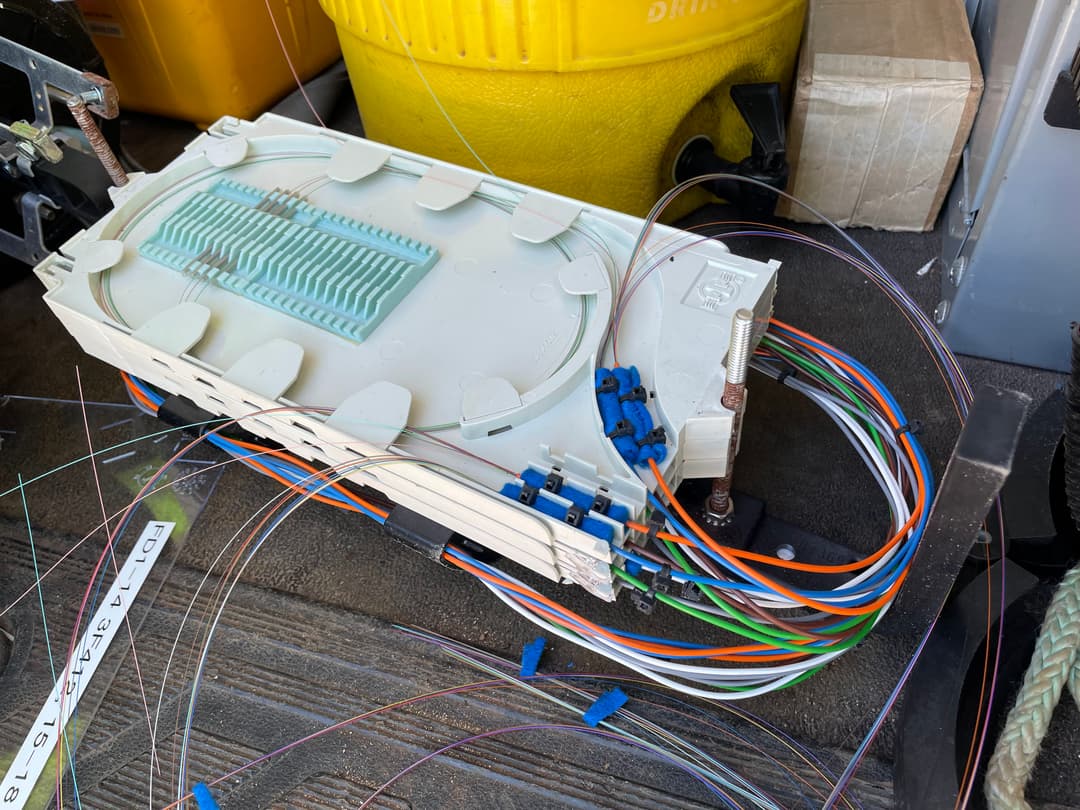 Fiber optic splice technician
